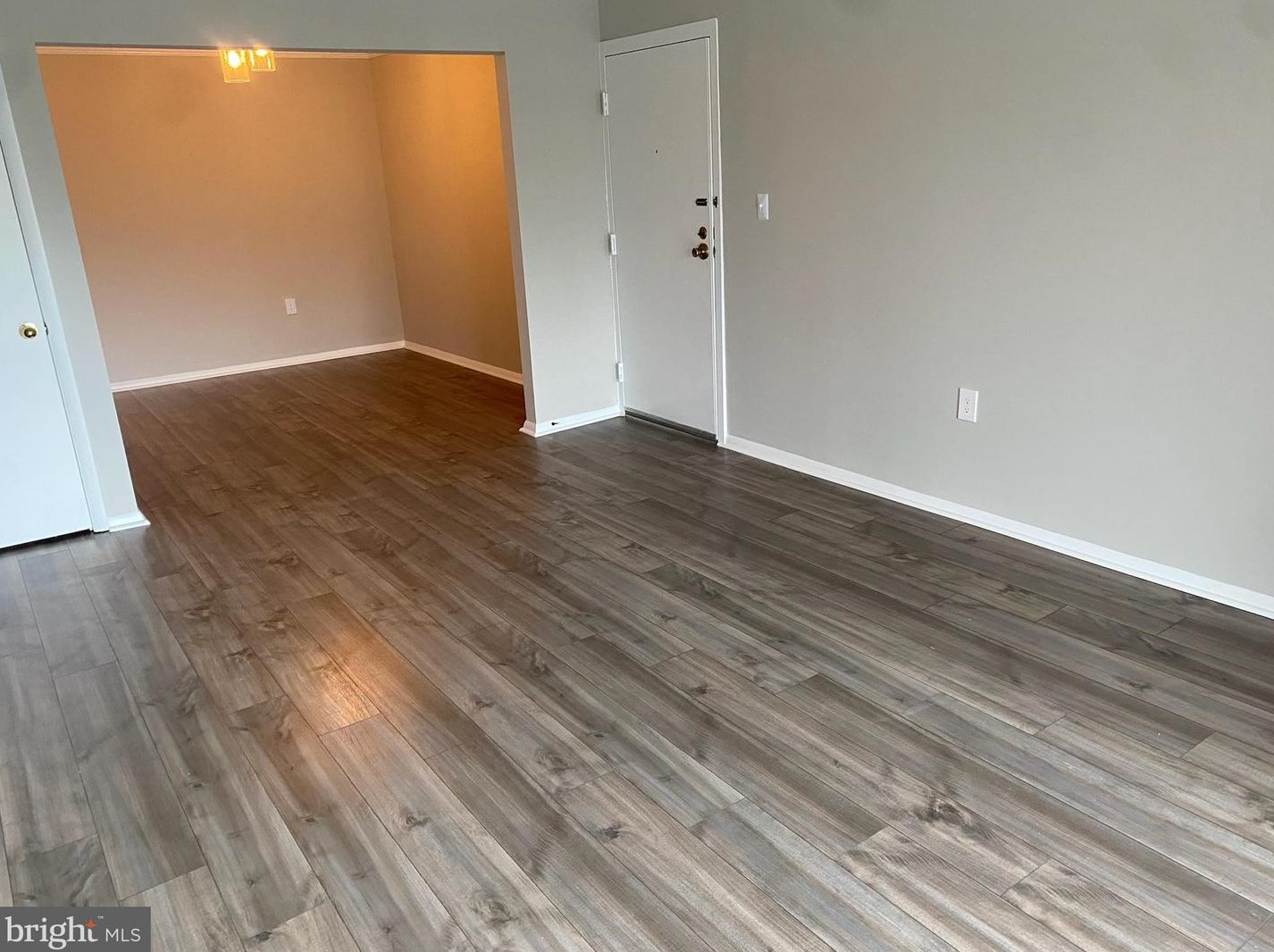 18403 Guildberry Dr #301, Gaithersburg, MD 20879