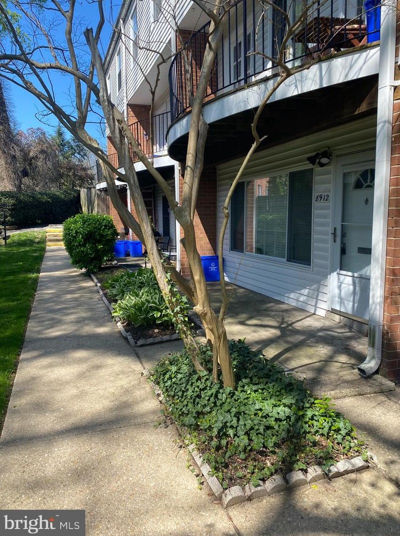 8912 16th St #8912, Silver Spring, MD 20910