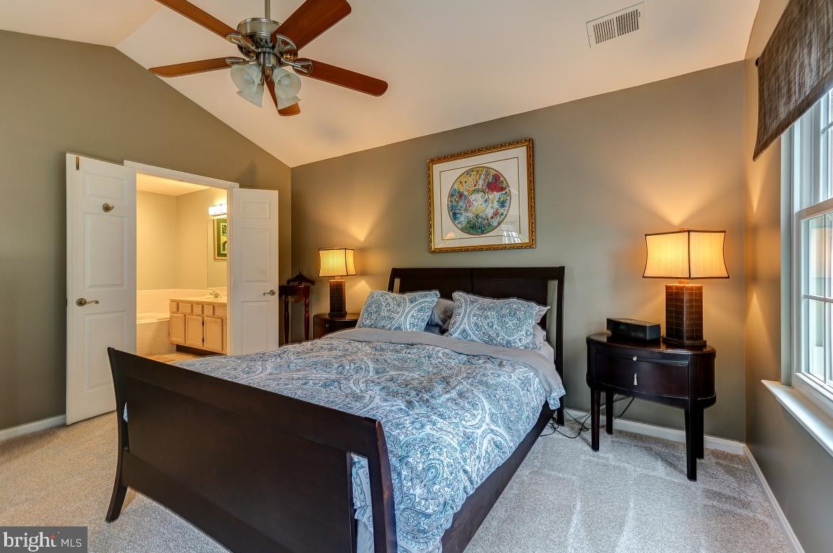 8303 Marketree Cir, Gaithersburg MD 20886-4919 exterior