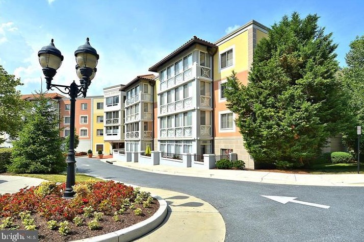 14801 Pennfield Cir #405, Silver Spring, MD 20906