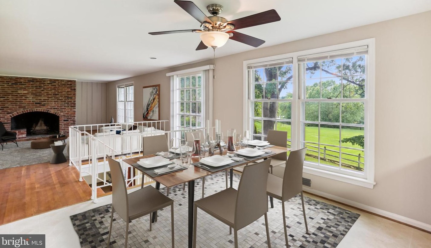 9764 Whetstone Dr, Gaithersburg MD 20886-3120 exterior