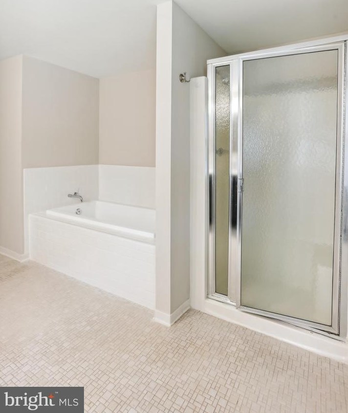 9764 Whetstone Dr, Gaithersburg MD 20886-3120 exterior