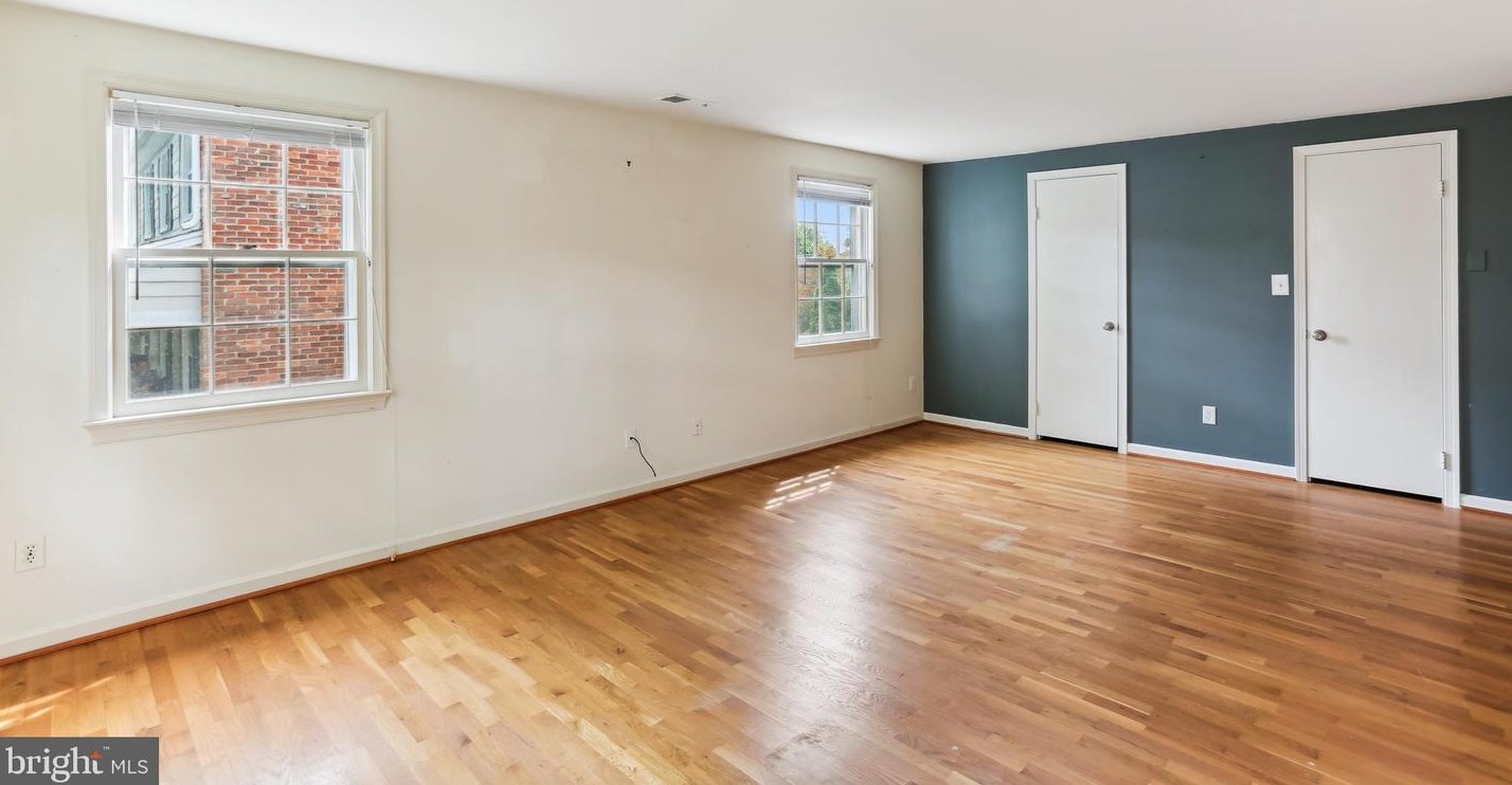 9764 Whetstone Dr, Gaithersburg MD 20886-3120 exterior