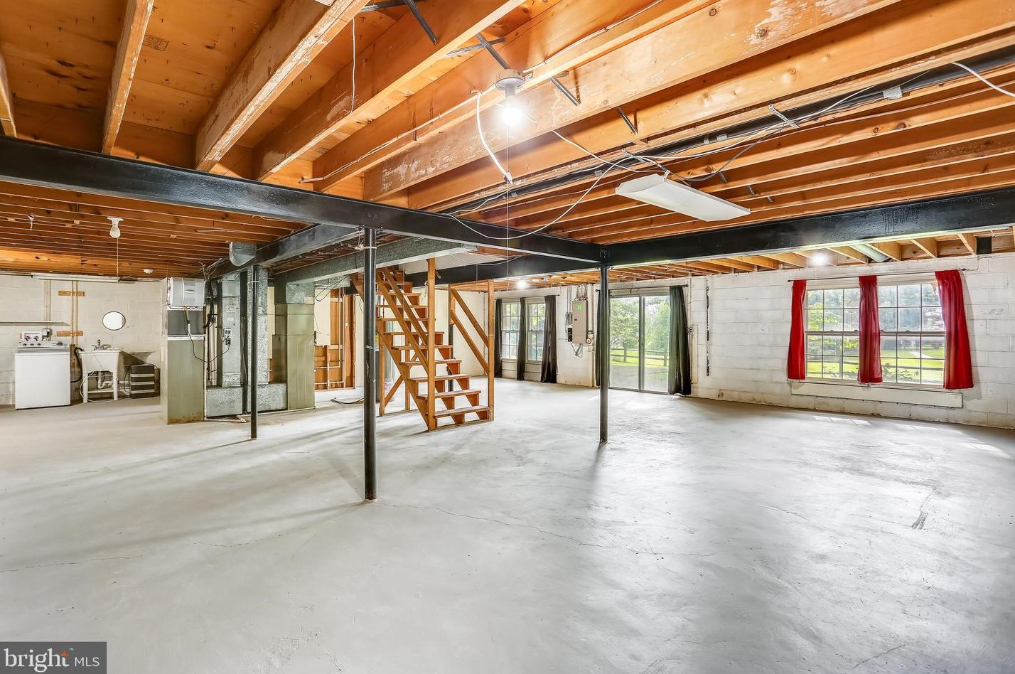 9764 Whetstone Dr, Gaithersburg MD 20886-3120 exterior