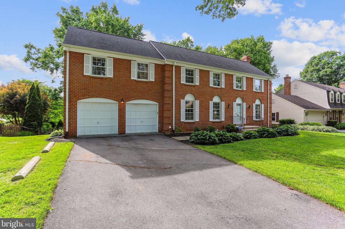 9764 Whetstone Dr, Gaithersburg, MD 20886-3120