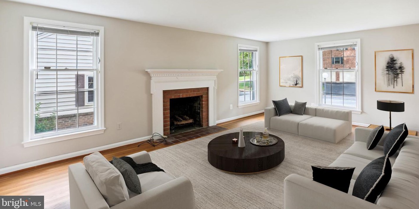 9764 Whetstone Dr, Gaithersburg MD 20886-3120 exterior