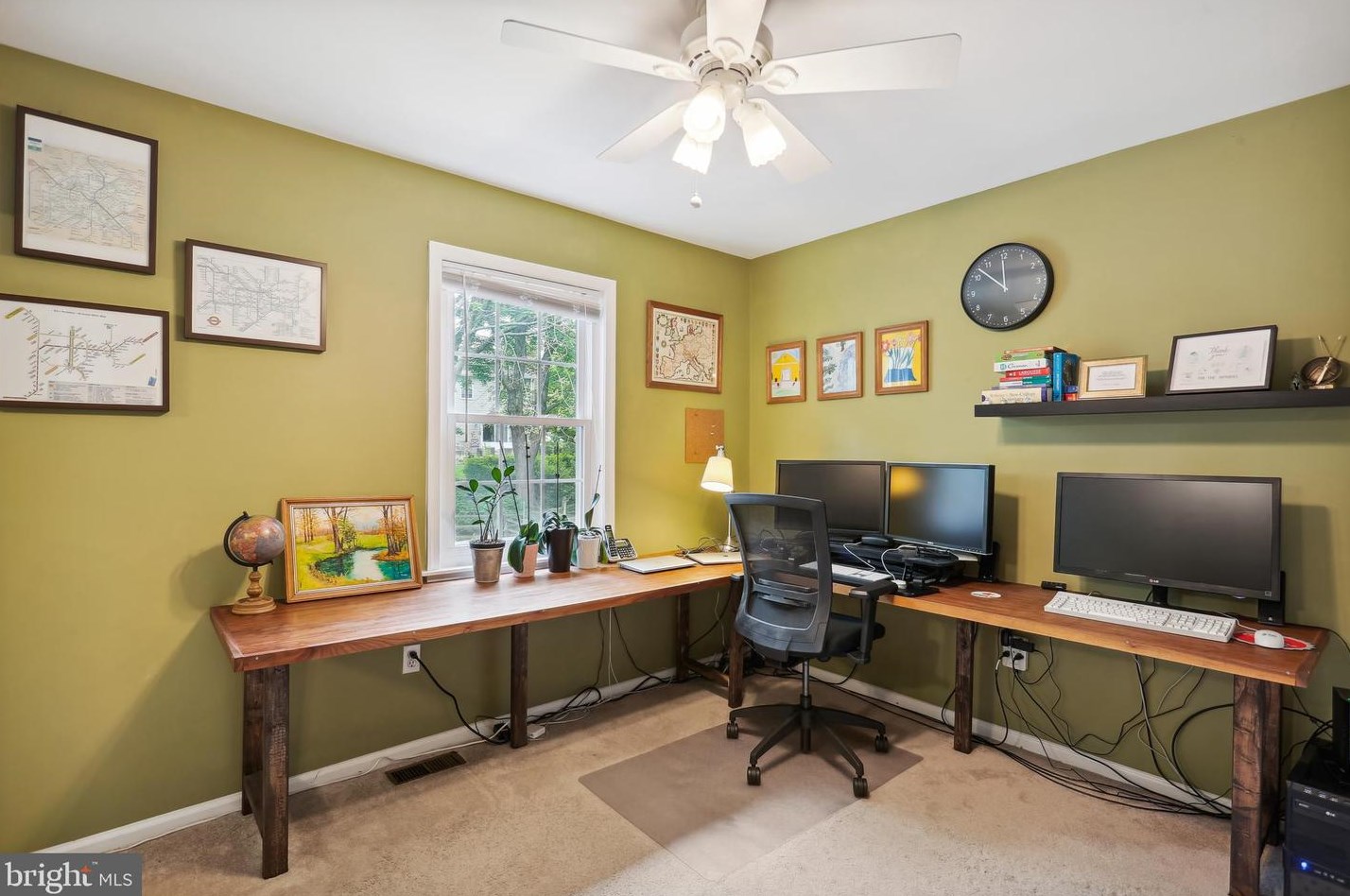 11104 Freas Dr, Gaithersburg MD 20878-2510 exterior