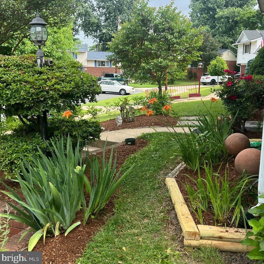 12403 Vinton Ter, Silver Spring MD  20906-4426 exterior