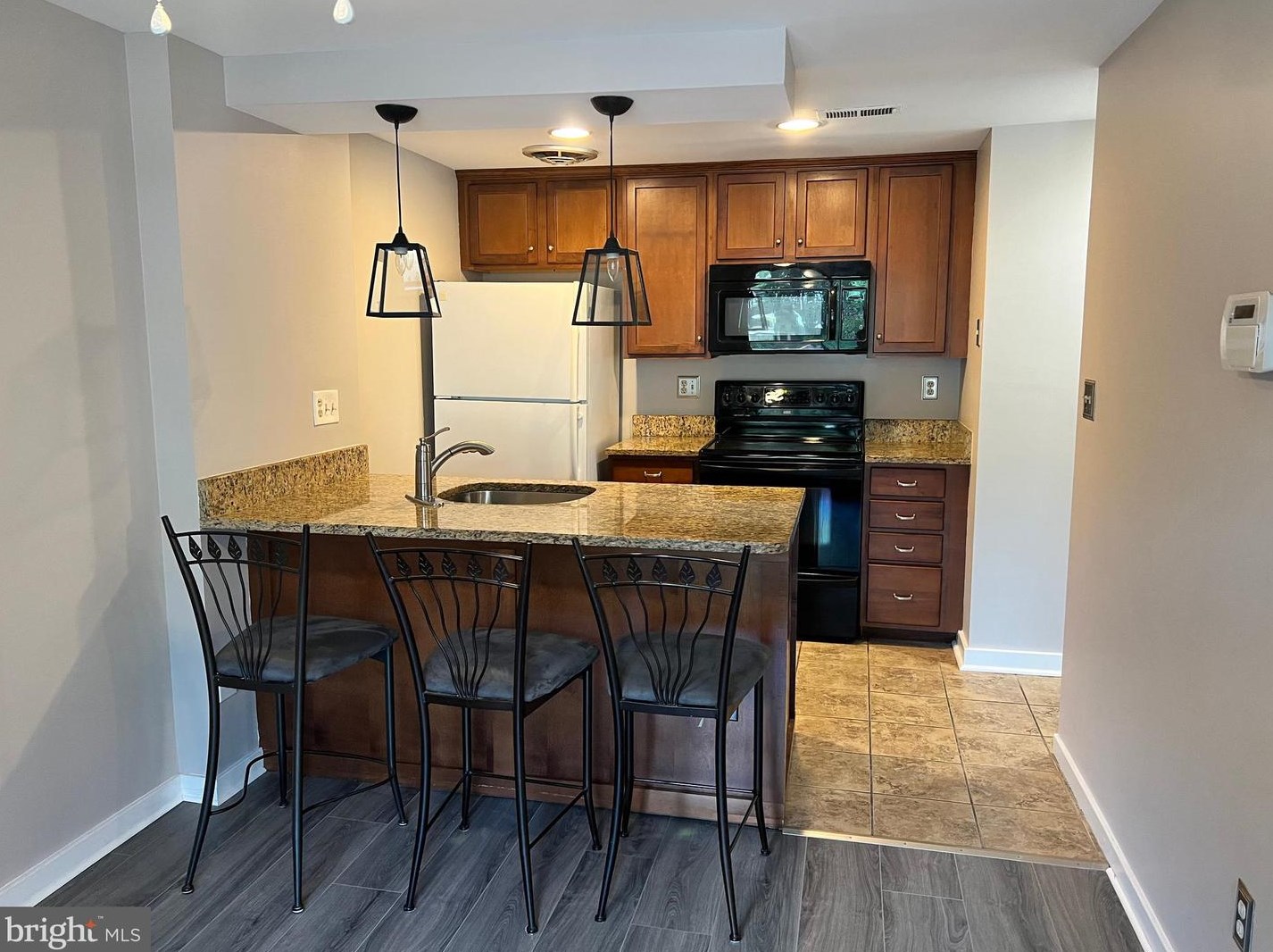 9520 Tunstall Pl, Gaithersburg MD  20886-0482 exterior