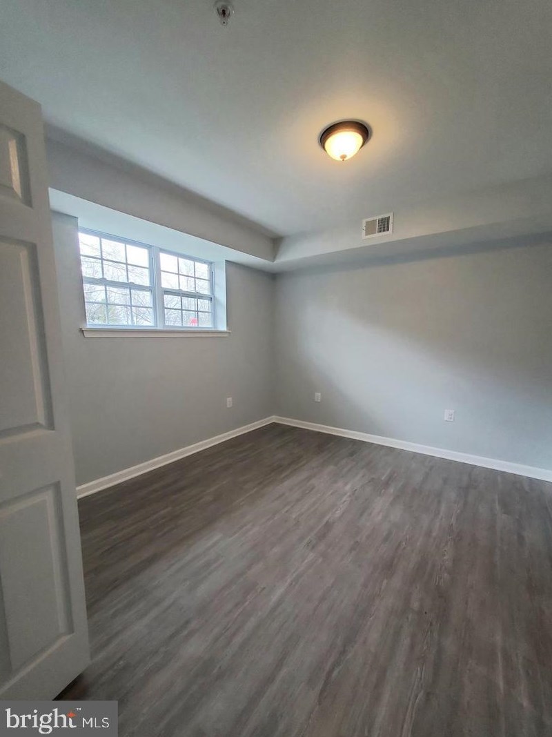 102 Garth Ter, Gaithersburg MD  20879-3222 exterior