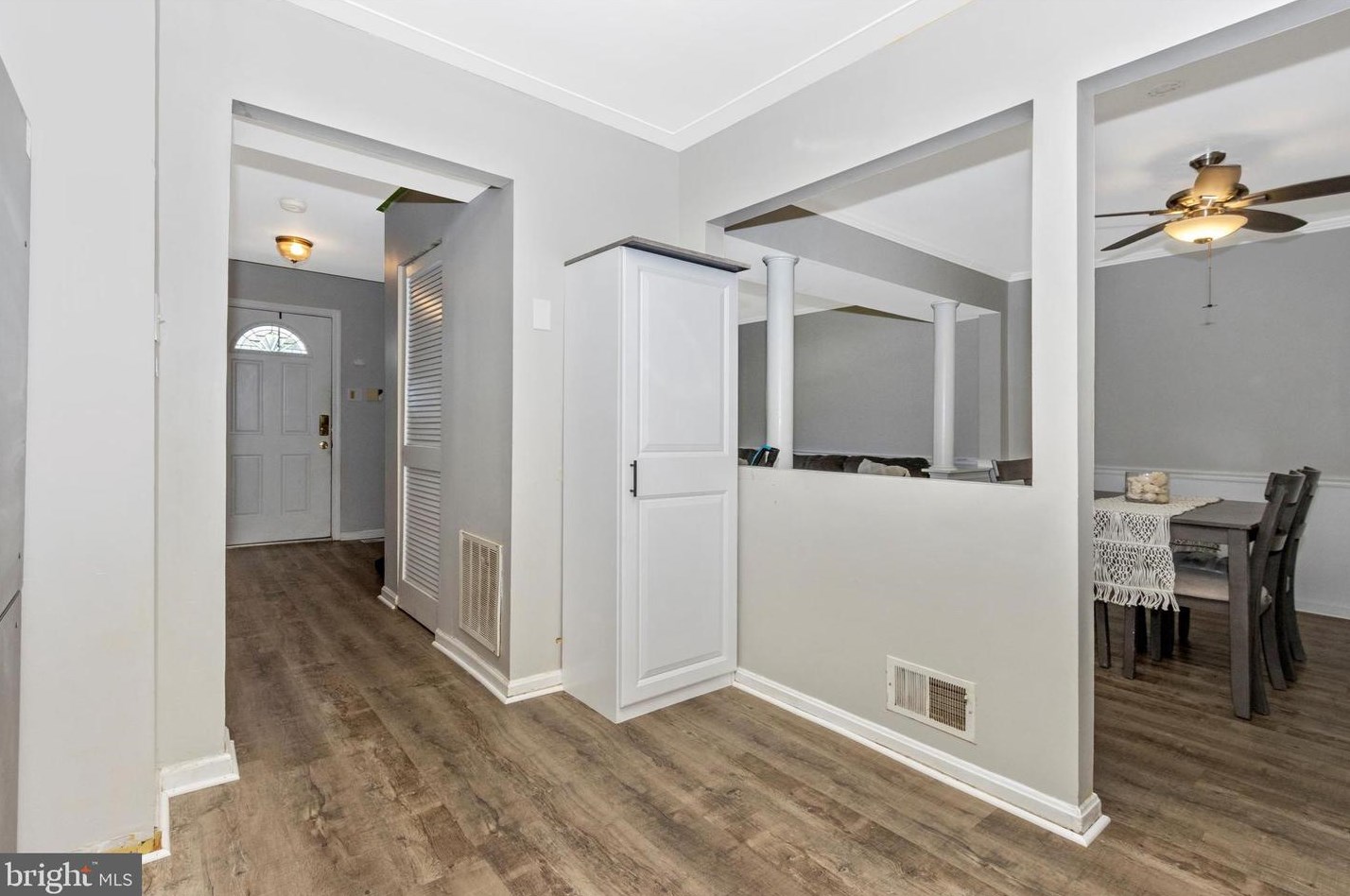 9245 Broadwater Dr, Gaithersburg MD  20879-2170 exterior
