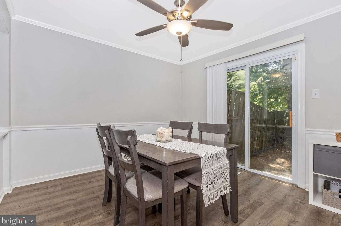 9245 Broadwater Dr, Gaithersburg MD  20879-2170 exterior