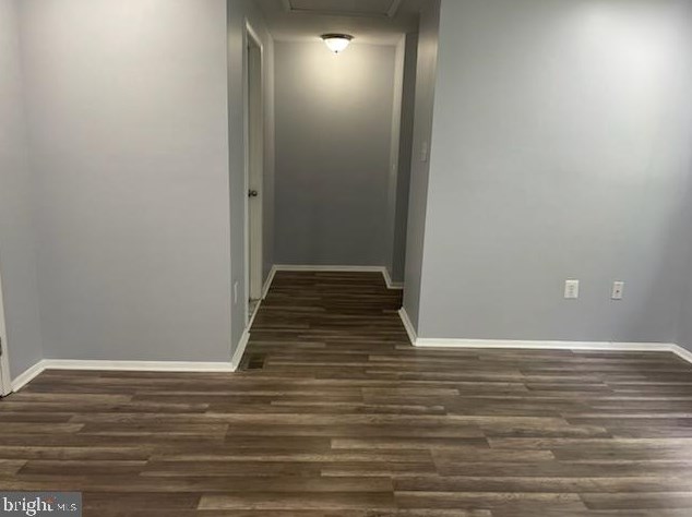 10235 Millstream Dr, Gaithersburg MD  20886-1053 exterior