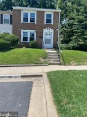 10235 Millstream Dr, Gaithersburg MD  20886-1053 exterior