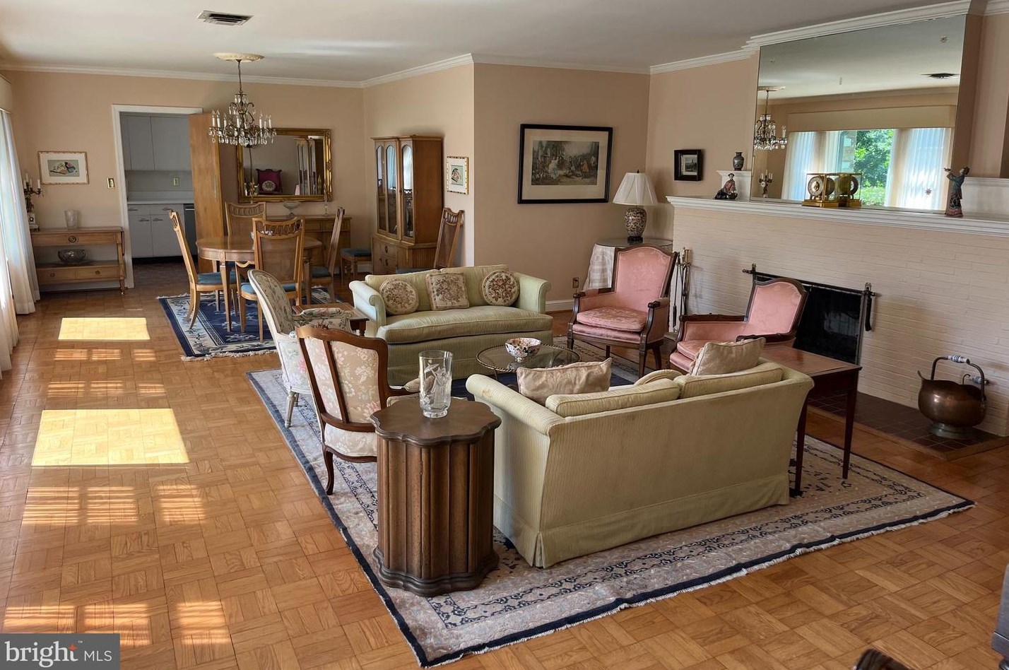 10600 Sweetbriar Pkwy, Silver Spring, MD 20903