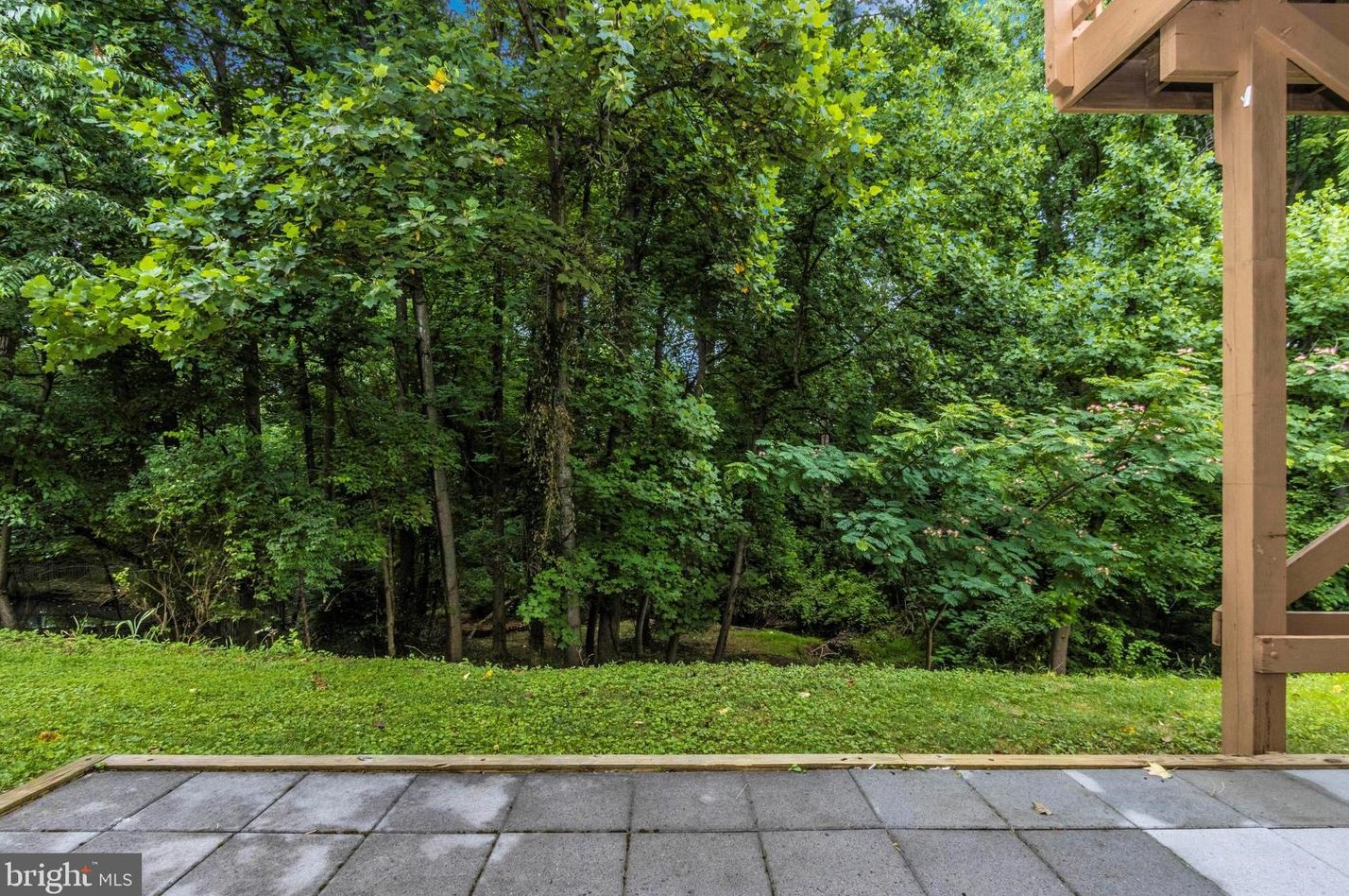 6 Sykes St, Gaithersburg MD  20877-3536 exterior