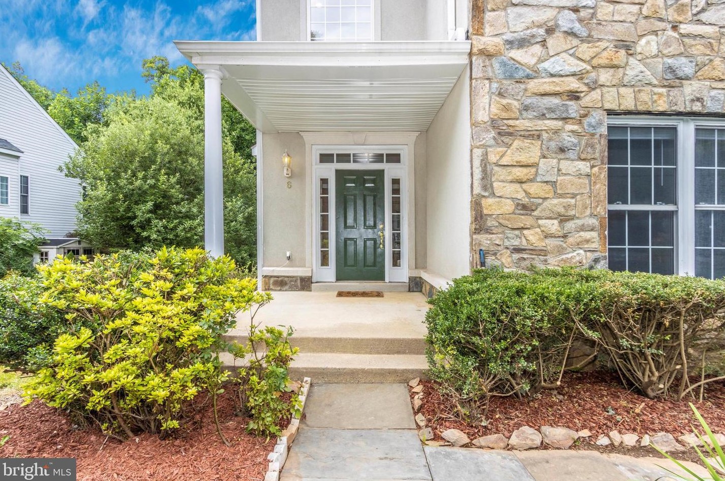6 Sykes St, Gaithersburg MD  20877-3536 exterior