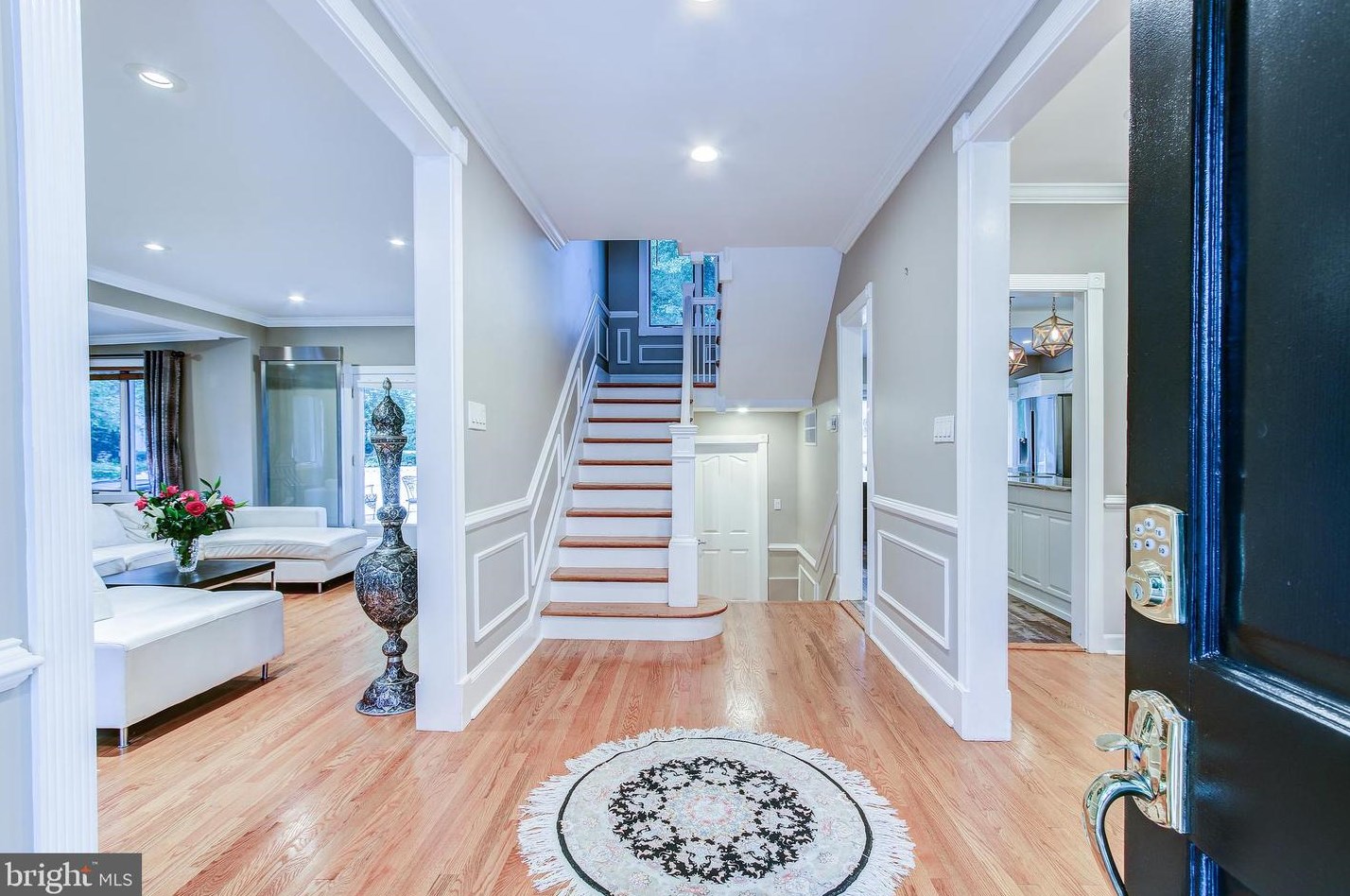 6300 Wisconsin Ave, Bethesda MD  20815-5309 exterior