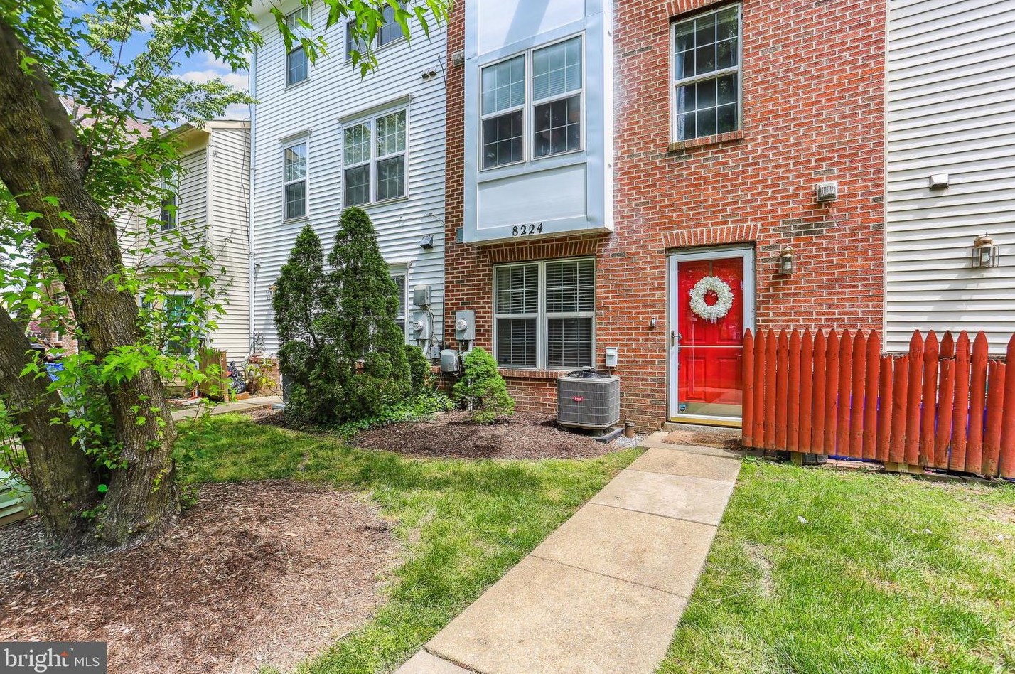8224 Castlebury Terrace, Gaithersburg, MD 20879