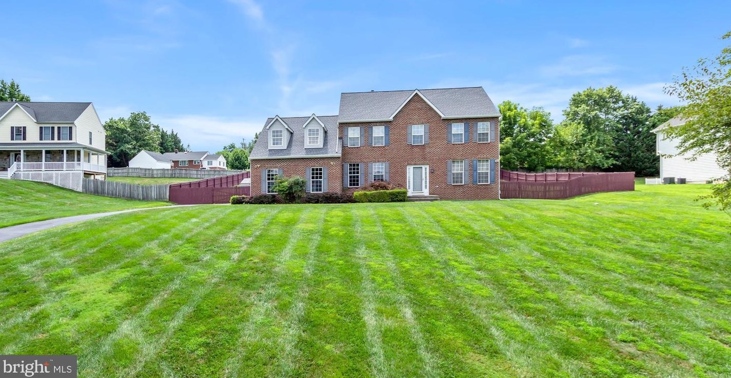 23816 Echo Creek Ct, Gaithersburg, MD 20882-3811