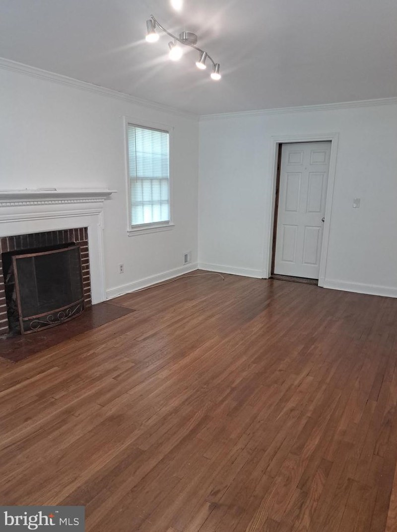 8719 Sundale Dr, Silver Spring, MD 20910