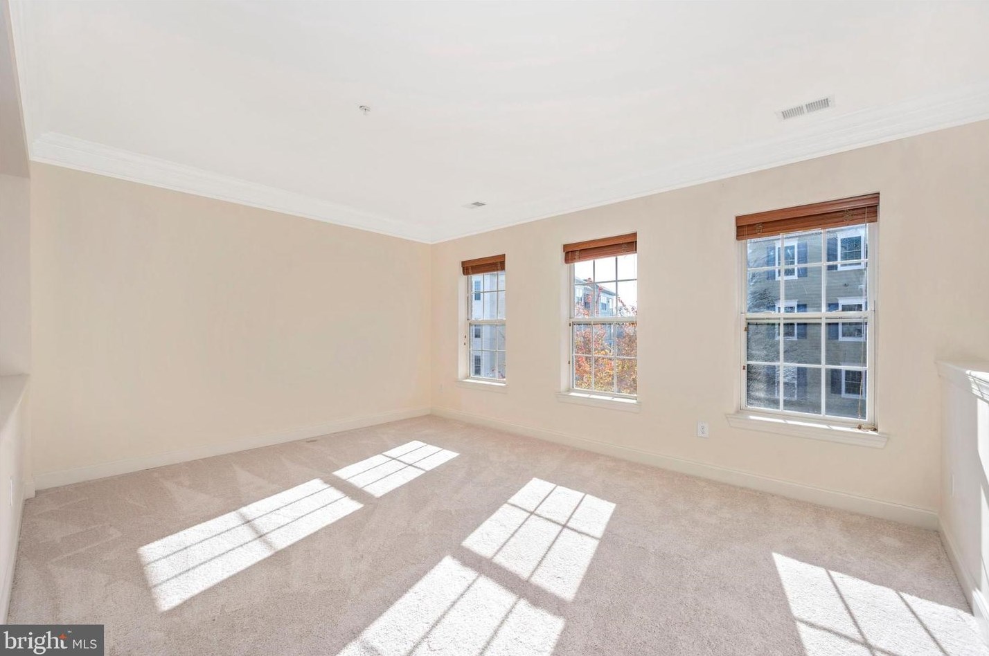 157 Chevy Chase St # 157, Gaithersburg, MD