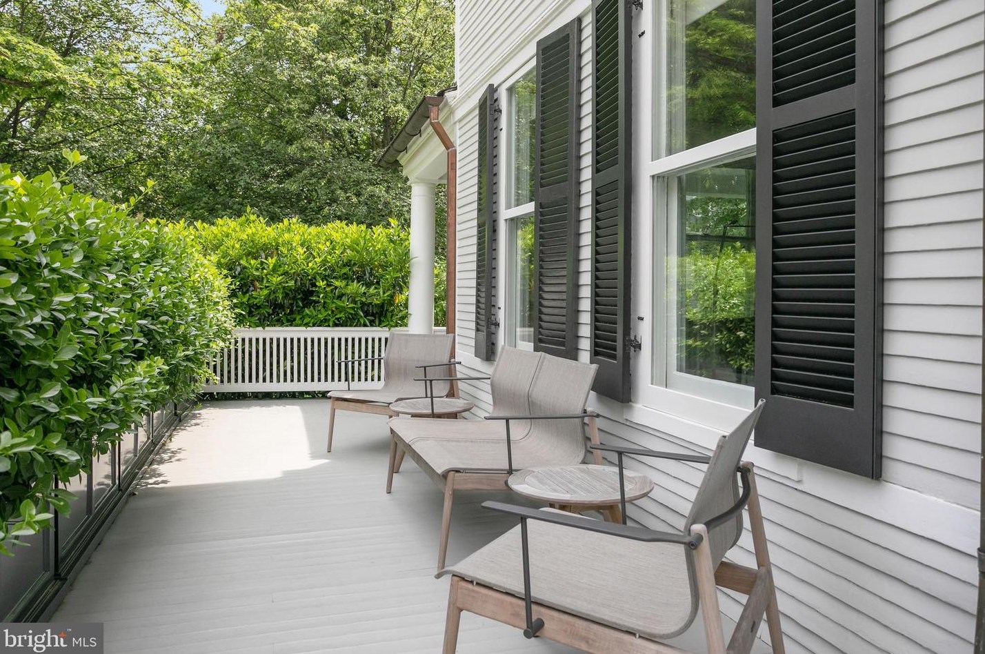 9 Irving St, Bethesda, MD 20815-4218