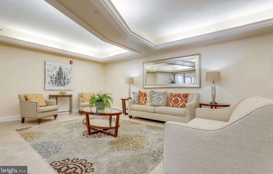 15000 Pennfield Cir #112, Silver Spring, MD 20906