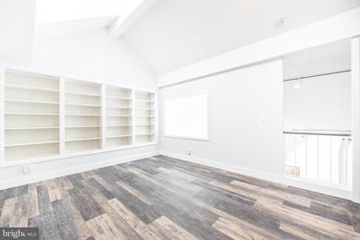 6255 Executive Boulevard #201, North Bethesda, MD 20852 - Photo 1