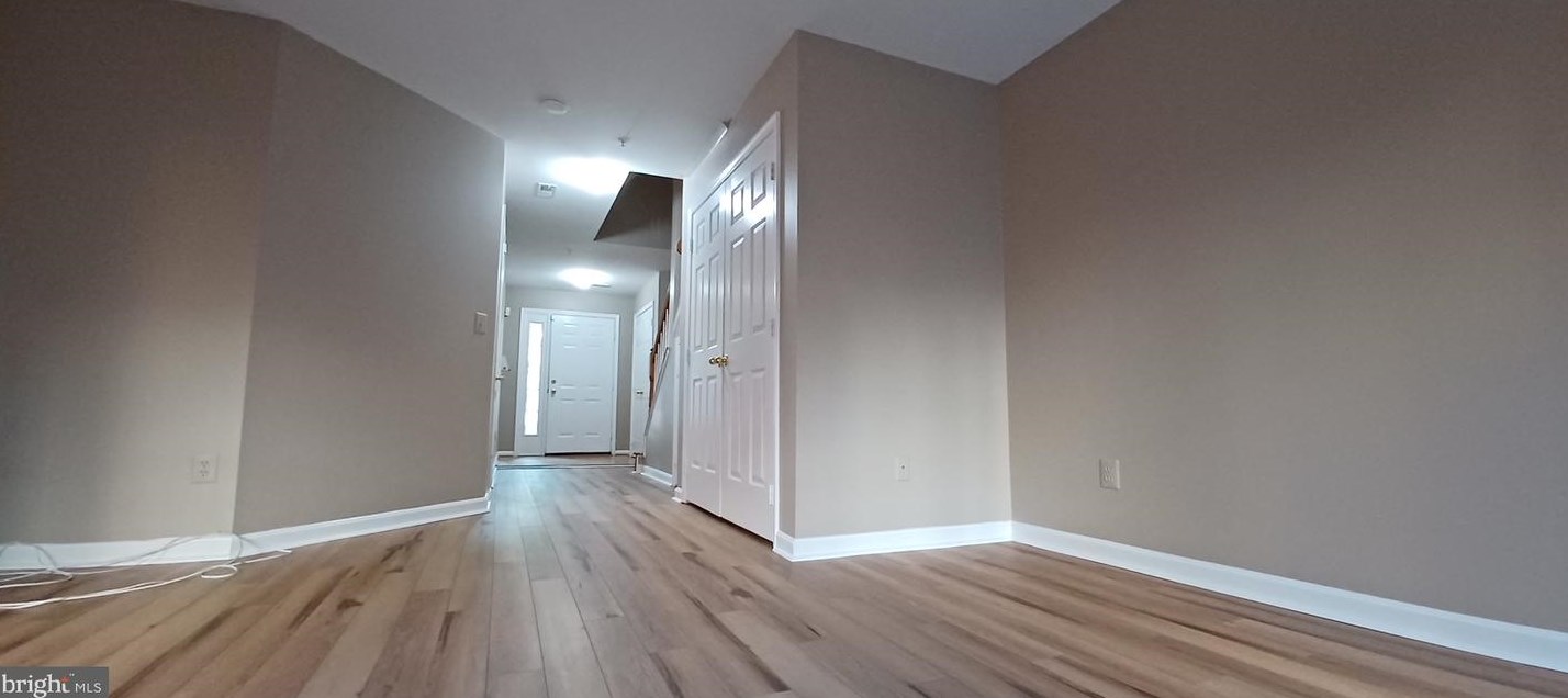 105 Twelve Oaks Dr, Gaithersburg MD  20878-1172 exterior
