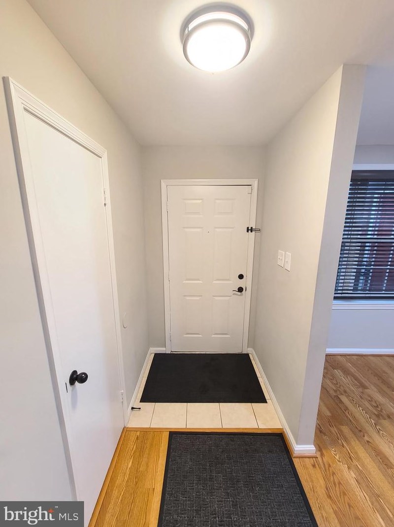144 Crossbow Ln, Gaithersburg MD  20878-2750 exterior