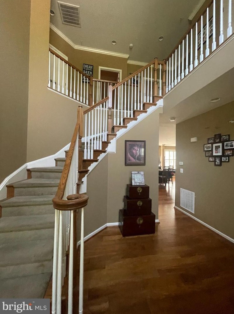 13233 Moonlight Trail Dr, Silver Spring, MD 20906