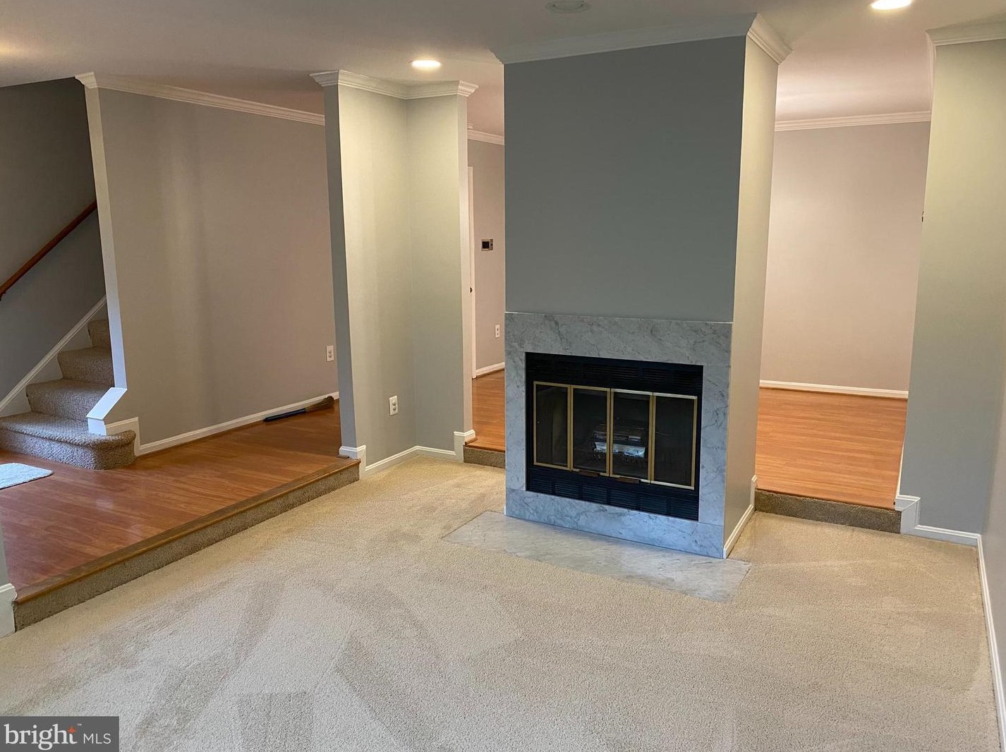 8852 Woodland Dr, Silver Spring, MD 20910