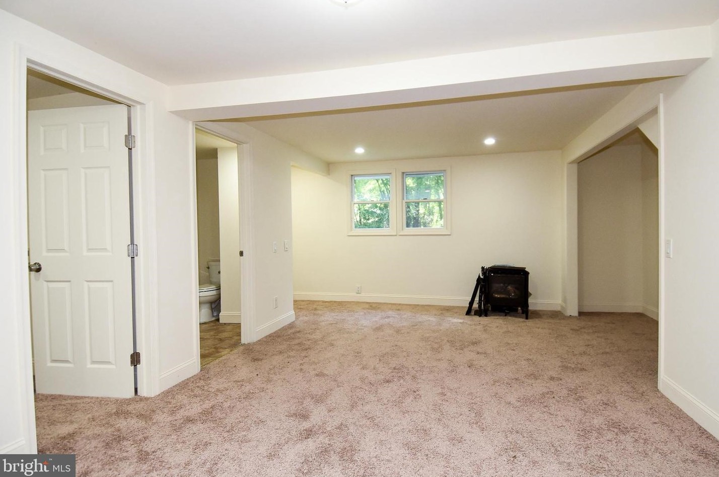 7520 Hawkins Creamery Rd, Gaithersburg MD 20882-3512 exterior