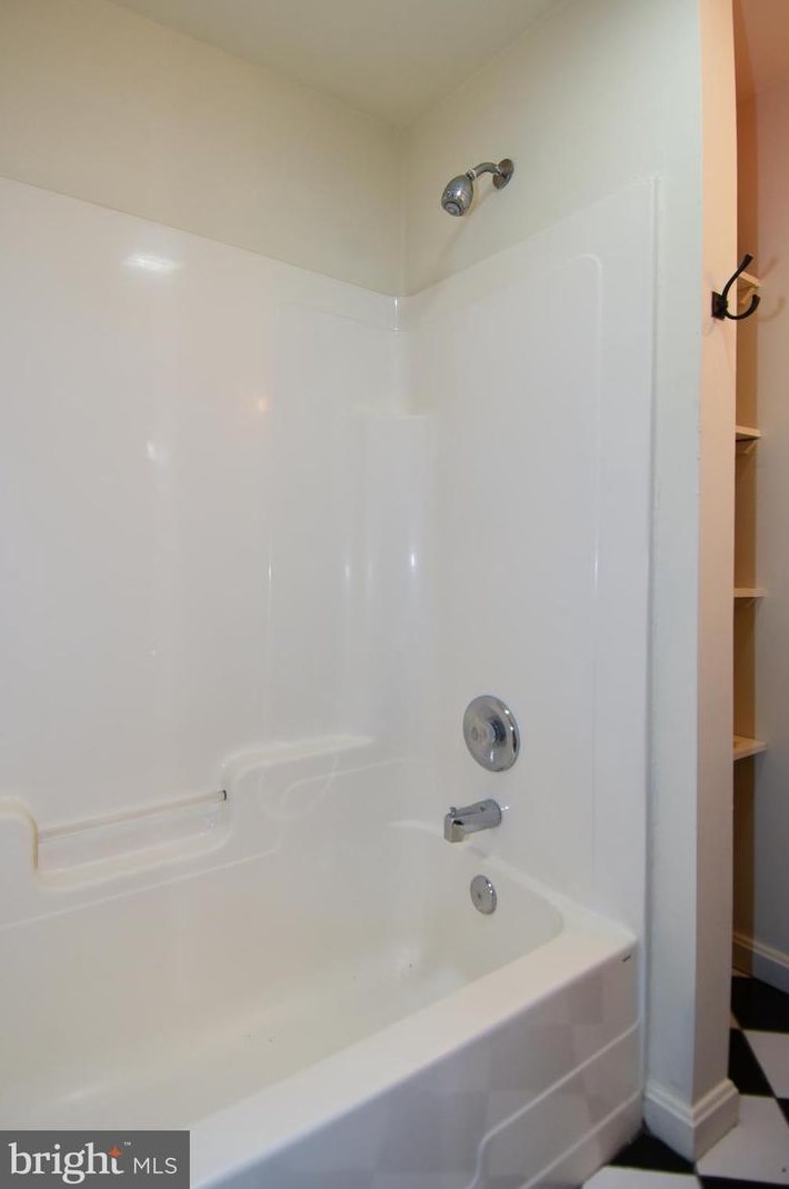 7520 Hawkins Creamery Rd, Gaithersburg MD 20882-3512 exterior