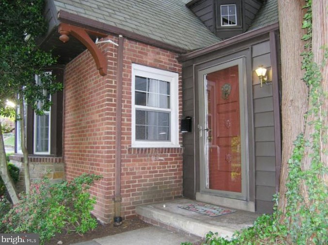 417 Ellsworth Dr, Silver Spring, MD 20910