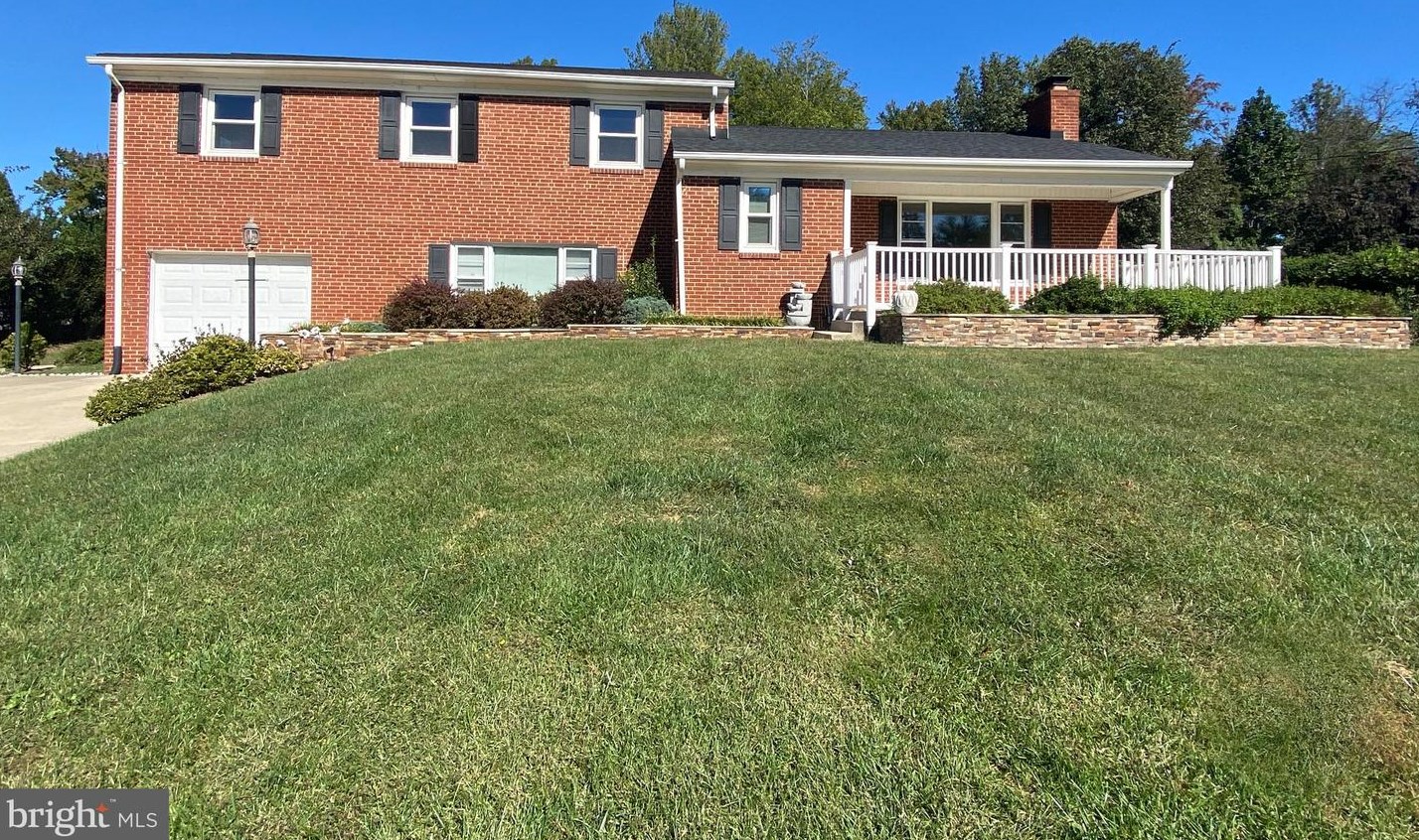 314 Valley Brook Dr, Silver Spring, MD 20904