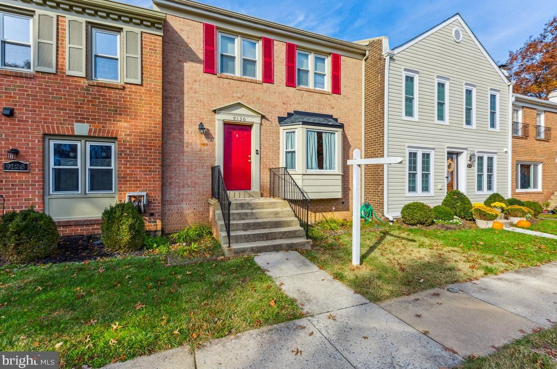 9130 Bobwhite Cir, Gaithersburg, MD 20879-1732