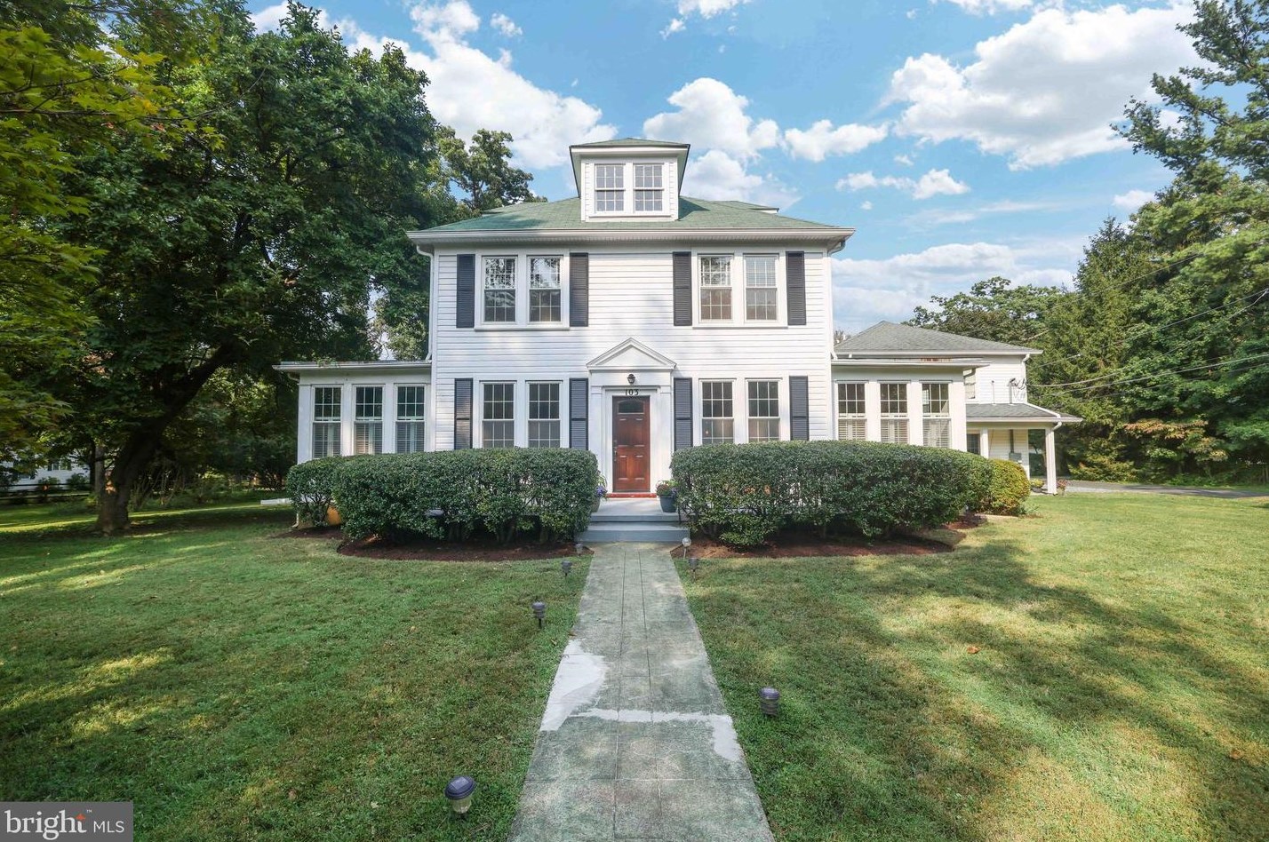 103 Brown St, Washington Grove, MD 20880