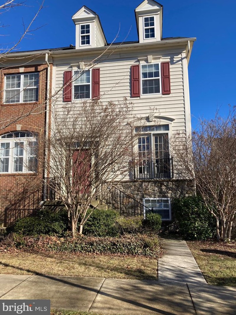 13113 Sutler Square Ter, Clarksburg MD  20871-4409 exterior