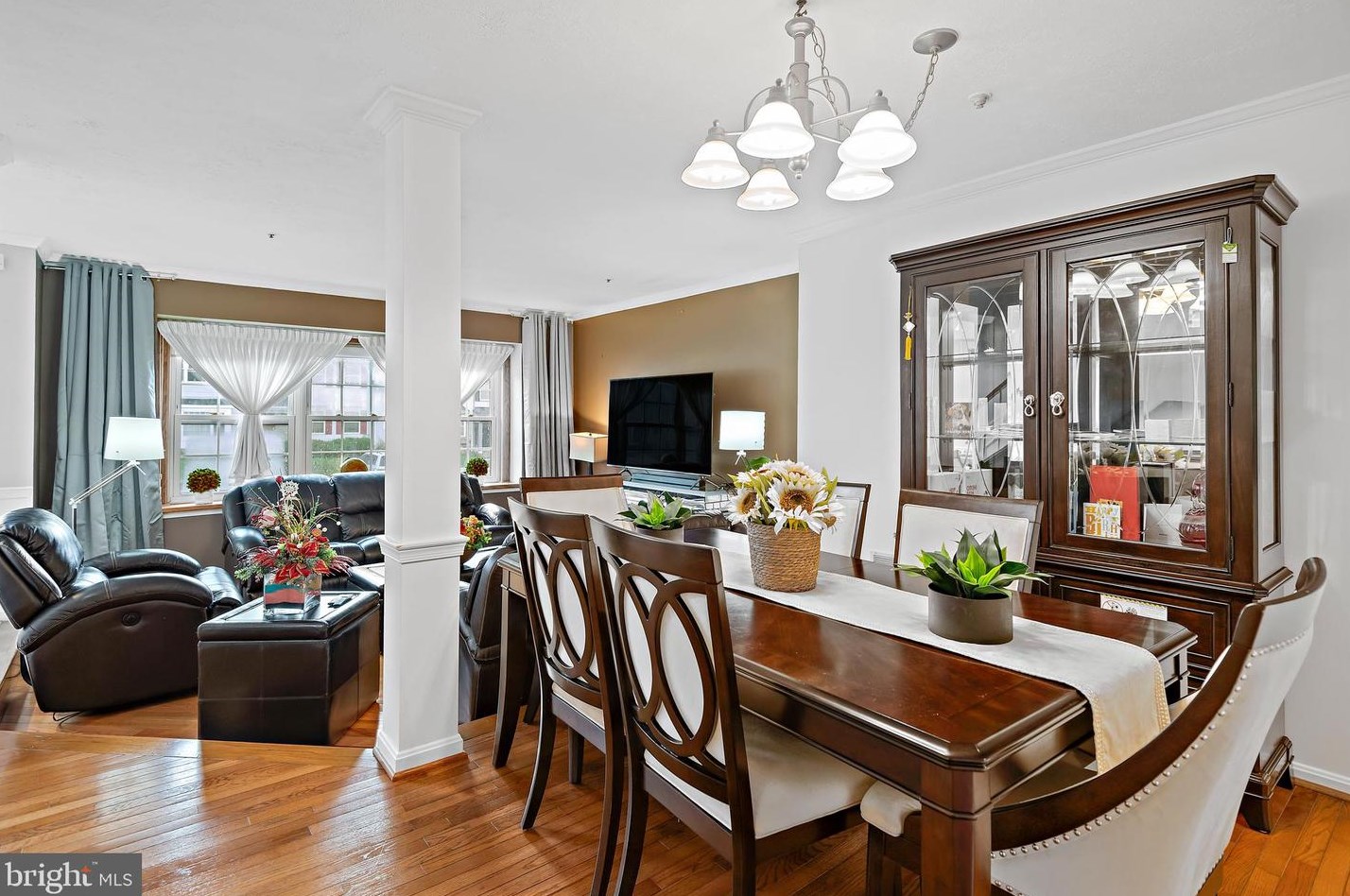 8465 Meadow Green Way, Gaithersburg MD  20877-3728 exterior