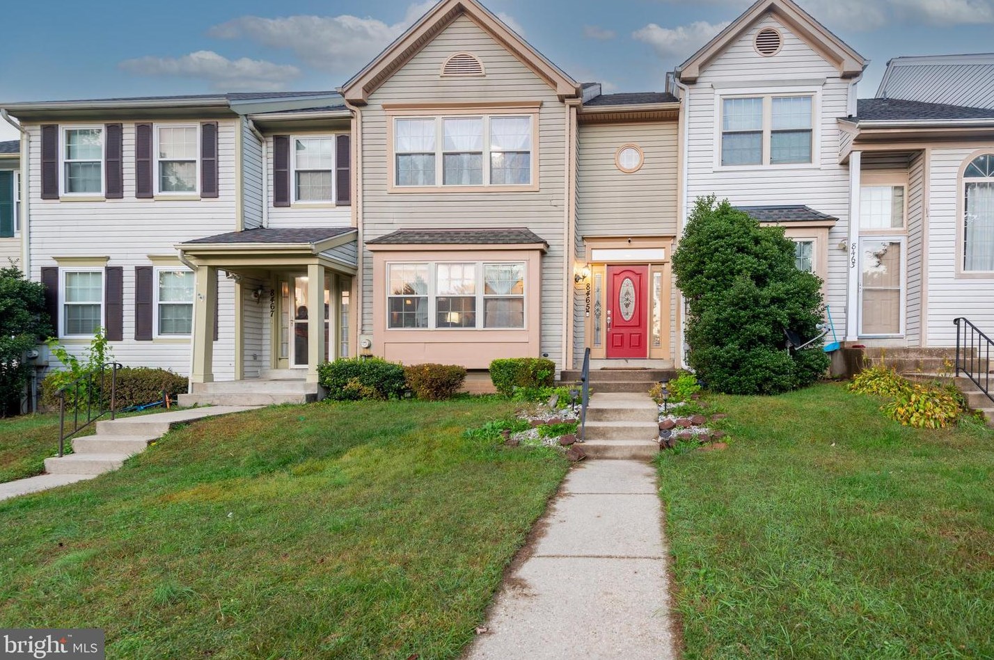 8465 Meadow Green Way, Gaithersburg MD  20877-3728 exterior