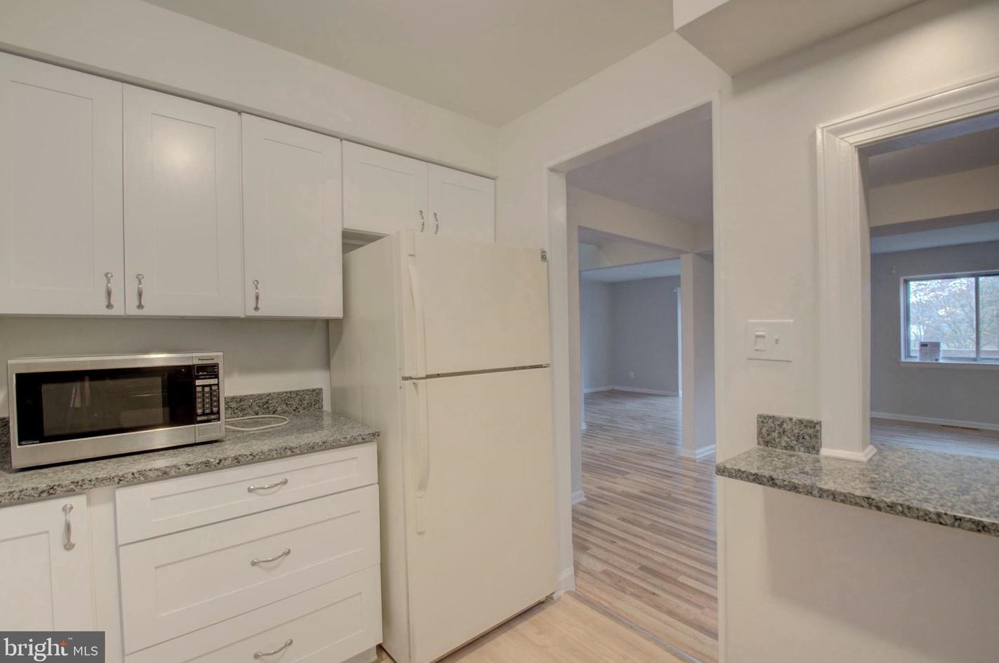 9905 Lk Lndg Rd, Gaithersburg MD 20886-0603 exterior