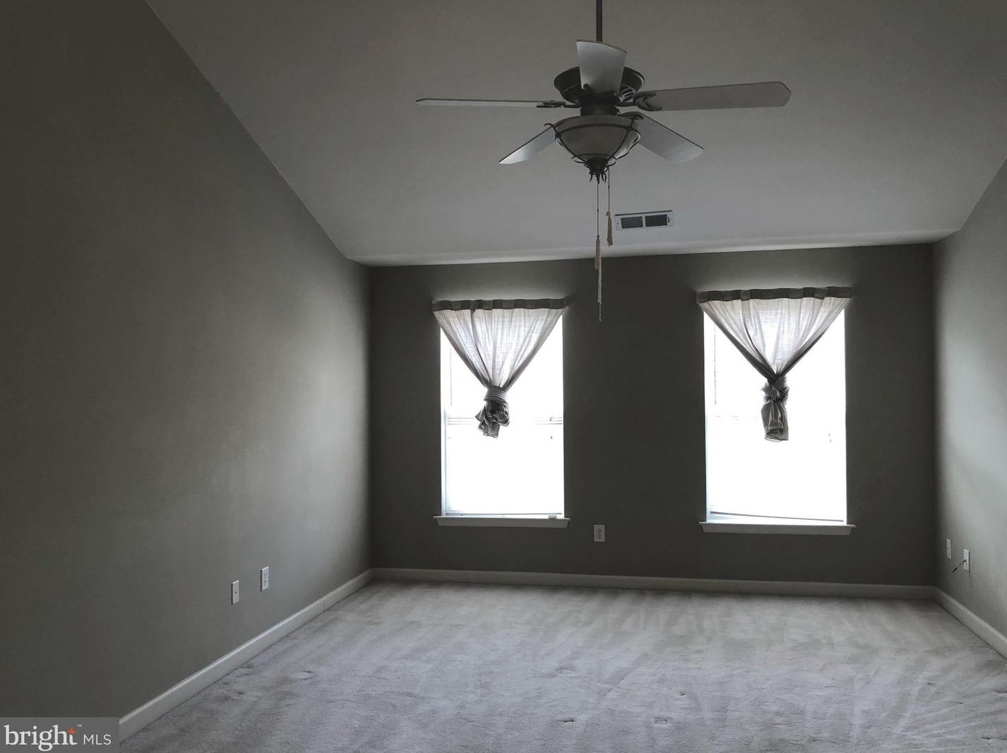 18811 Severn Rd, Gaithersburg MD  20879-1719 exterior