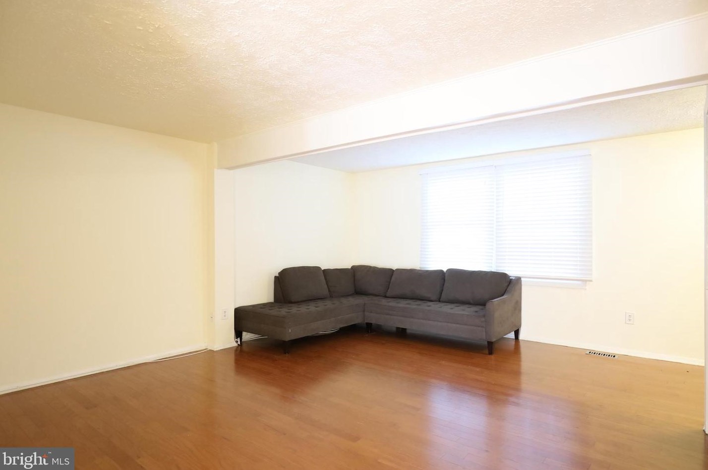 120 Holdcroft Ln, Gaithersburg MD  20878-2712 exterior