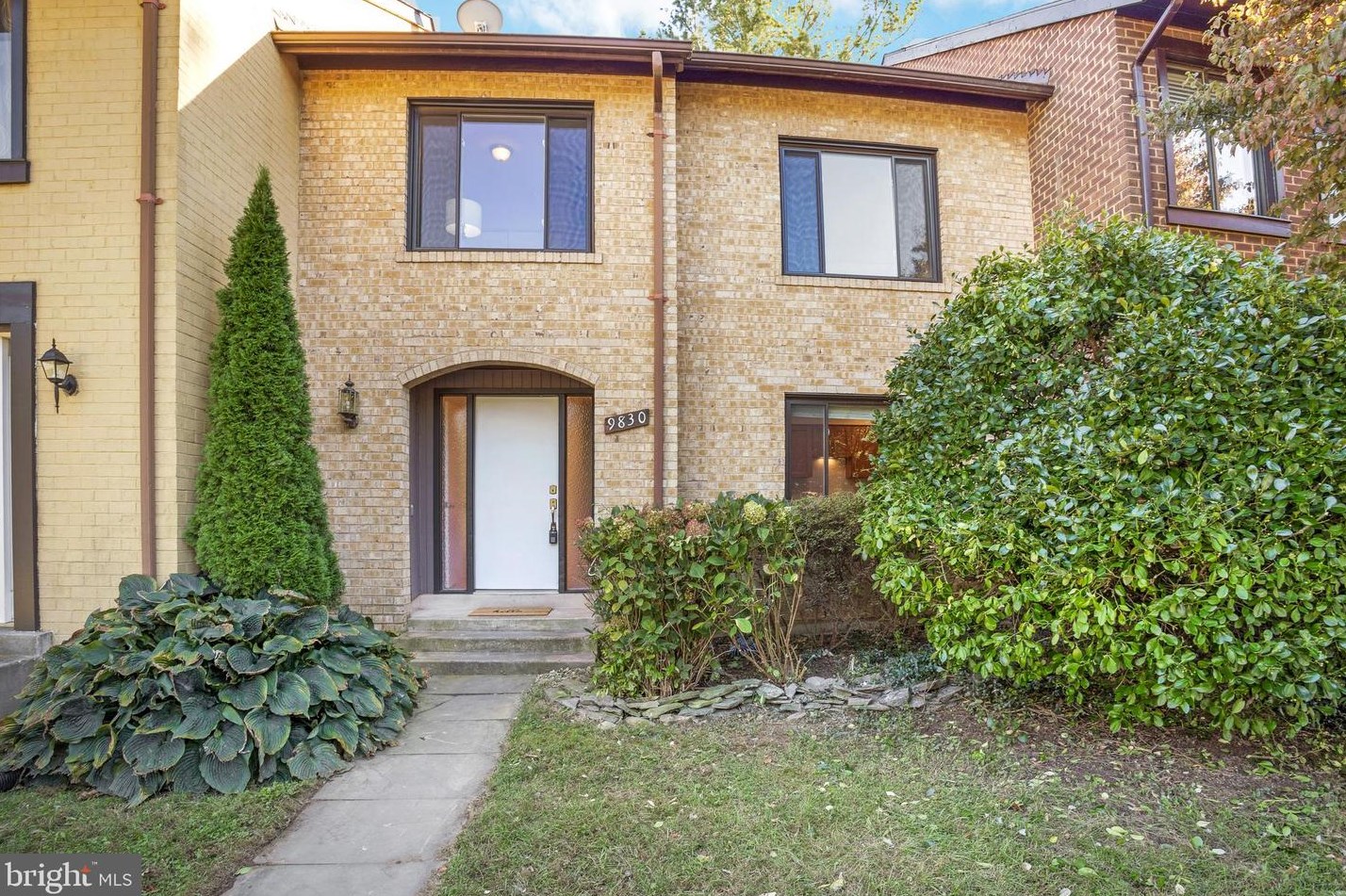 9830 Dairyton Ct, Gaithersburg MD 20886-1102 exterior
