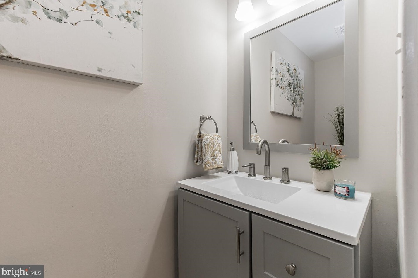 9830 Dairyton Ct, Gaithersburg MD 20886-1102 exterior