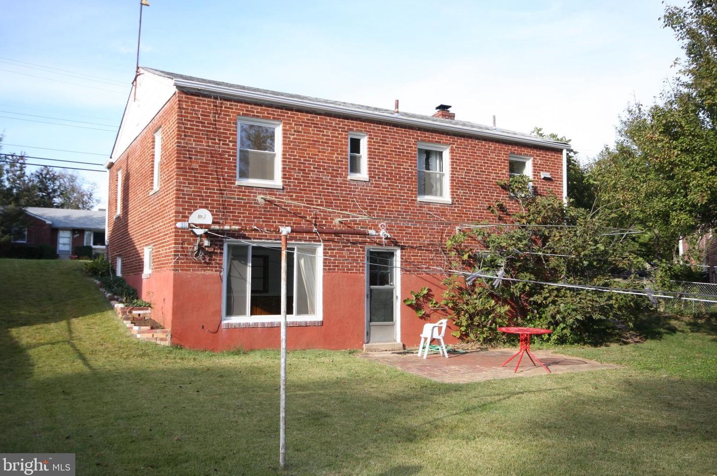 2402 Dennis Ave, Silver Spring, MD 20902