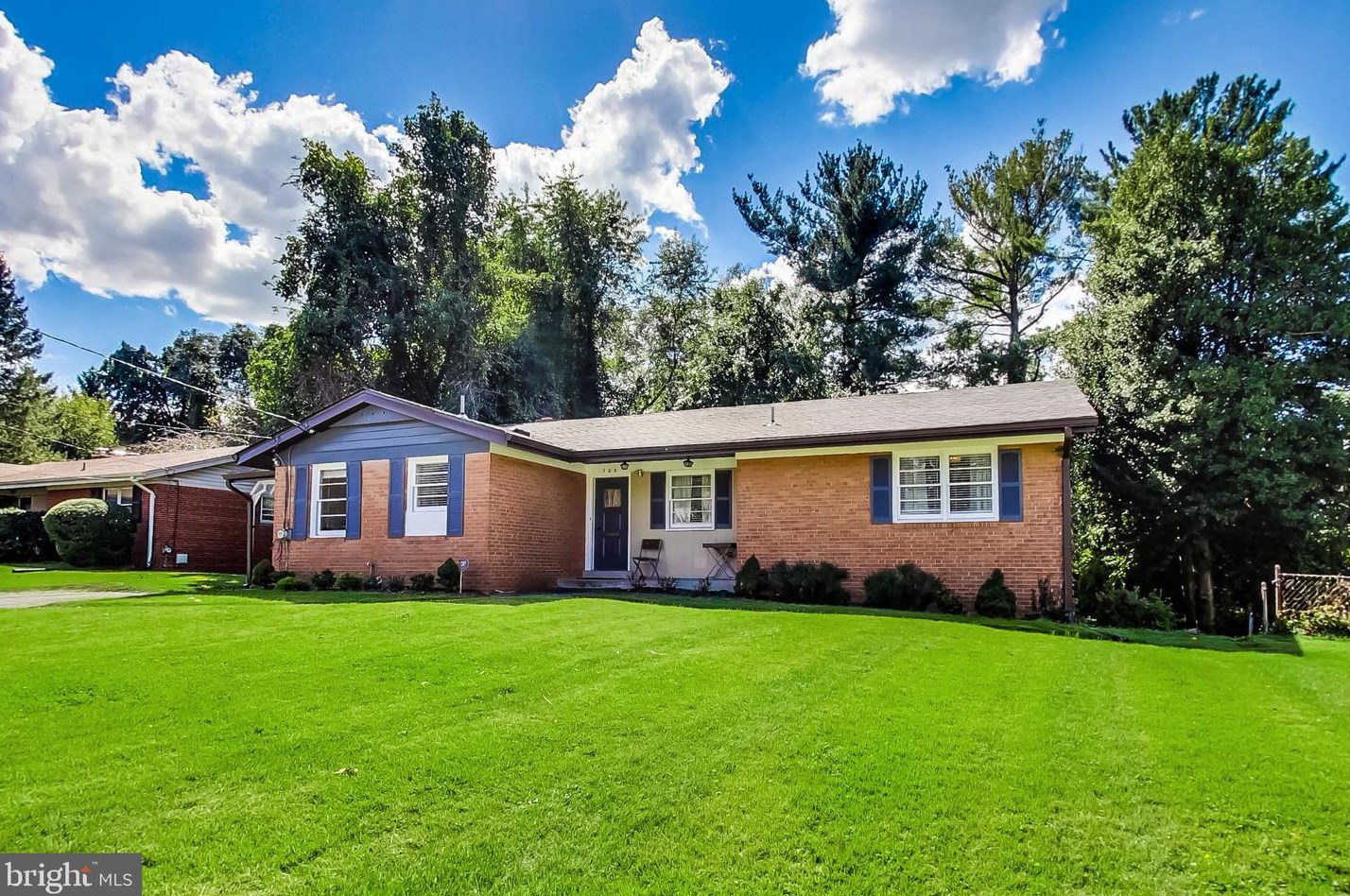 705 Burnt Mills Ct, Silver Spring, MD 20901