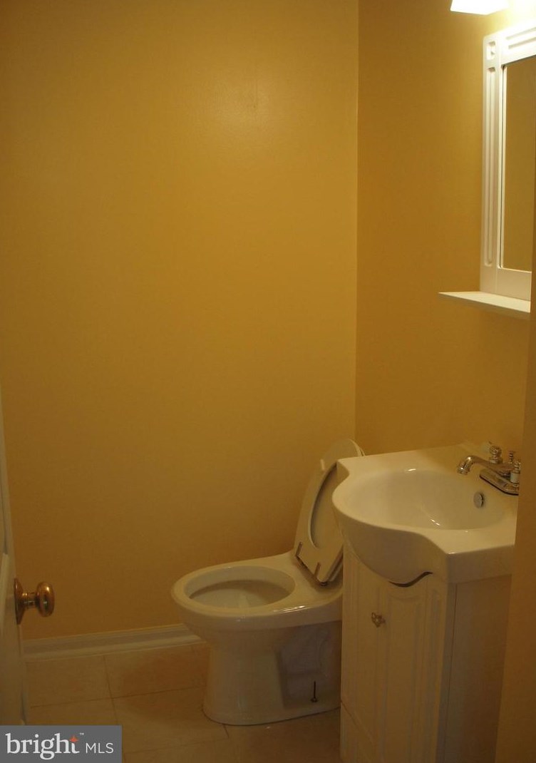 540 Palmtree Dr, Gaithersburg, MD 20878